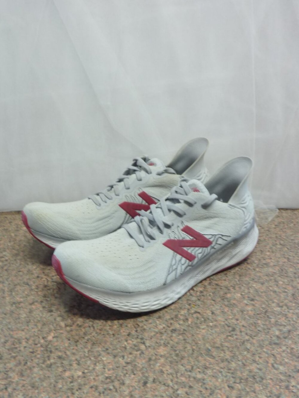 New Balance Men's Fresh Foam 1080v10 Summer Fog Crimson - Size 13